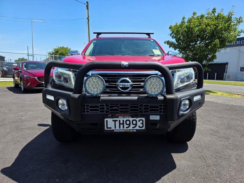 2018 Nissan Navara ST, photo 3