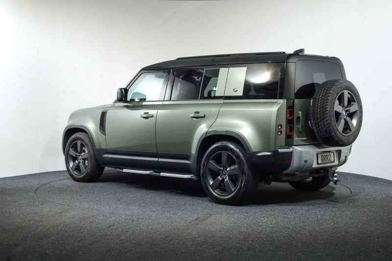 2024 Land Rover Defender 110 D 300 SE, photo 2