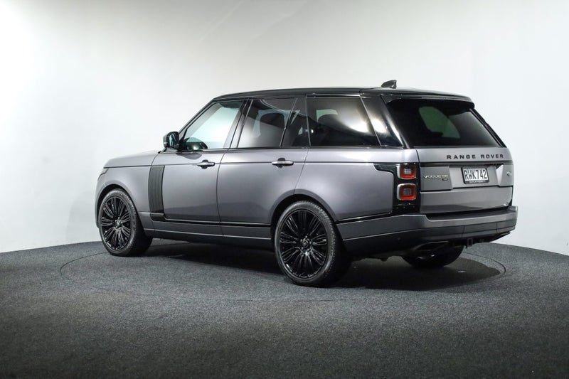 2021 Land Rover Range Rover V8 SC Vogue SE, photo 2