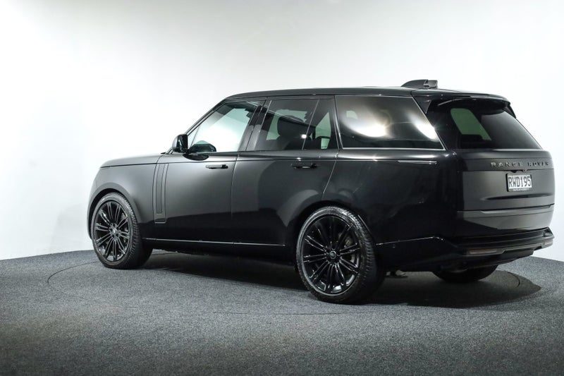 2026 Land Rover Range Rover D350 HSE SWB, photo 2