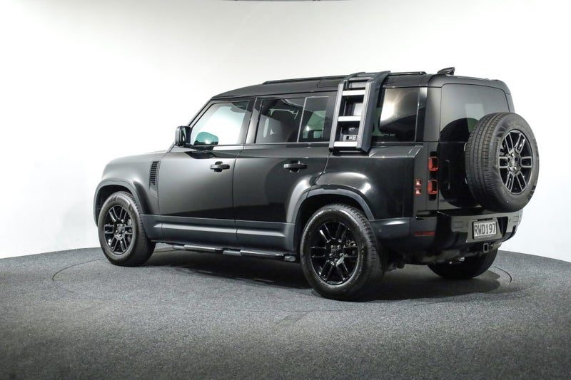 2021 Land Rover Defender 110 D 240 SE, photo 2