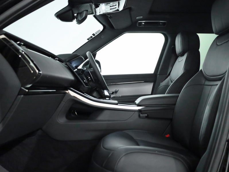 2026 Land Rover Range Rover Sport D300 Dynamic SE, photo 3