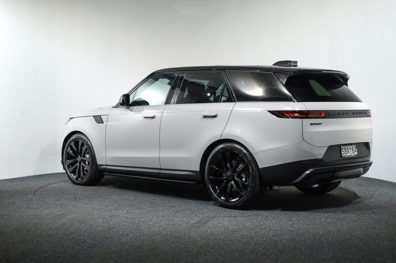 2026 Land Rover Range Rover Sport D250 SE, photo 2