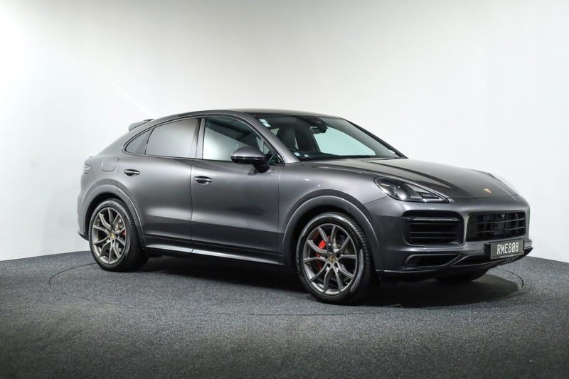 2022 Porsche Cayenne GTS Coupe