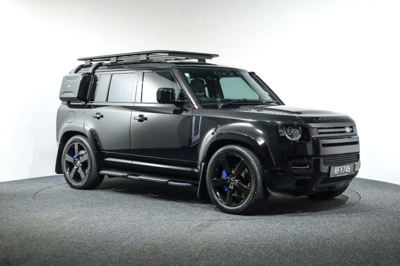 2025 Land Rover Defender V8