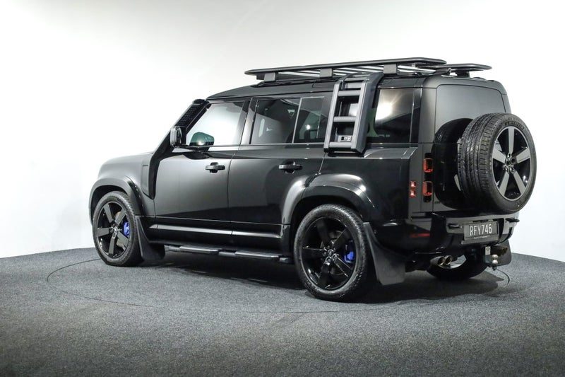 2025 Land Rover Defender V8, photo 2