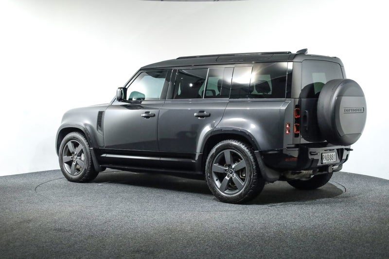2025 Land Rover Defender 110 D300 X-Dynamic SE, photo 2