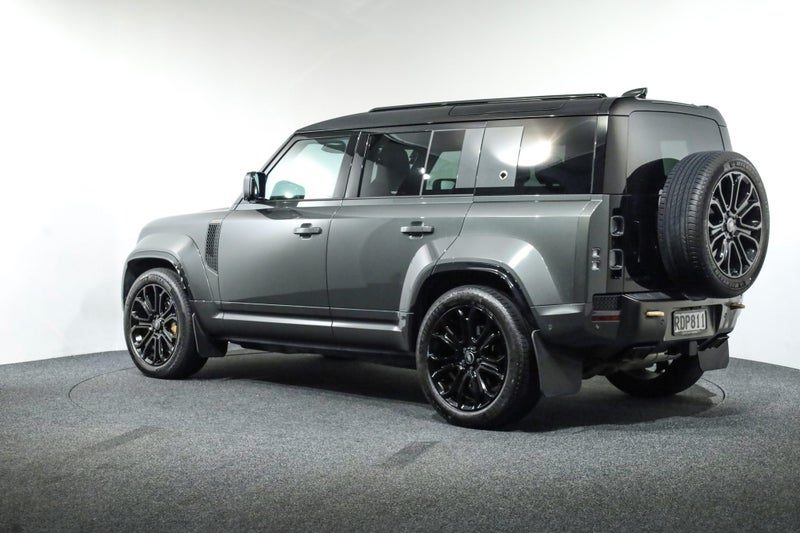 2025 Land Rover Defender, photo 2
