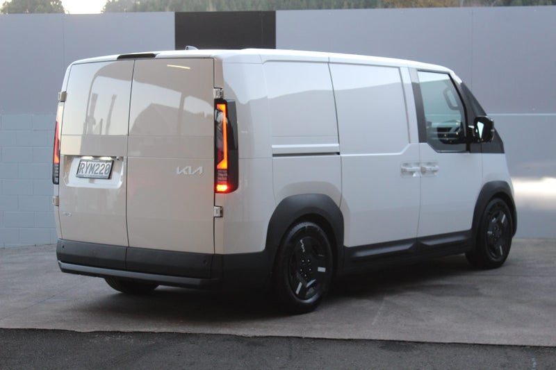 2026 Kia PV5 Cargo Van 6 door, photo 3