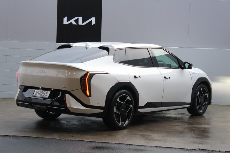 2026 Kia EV4 GT-Line 2WD LR, photo 3