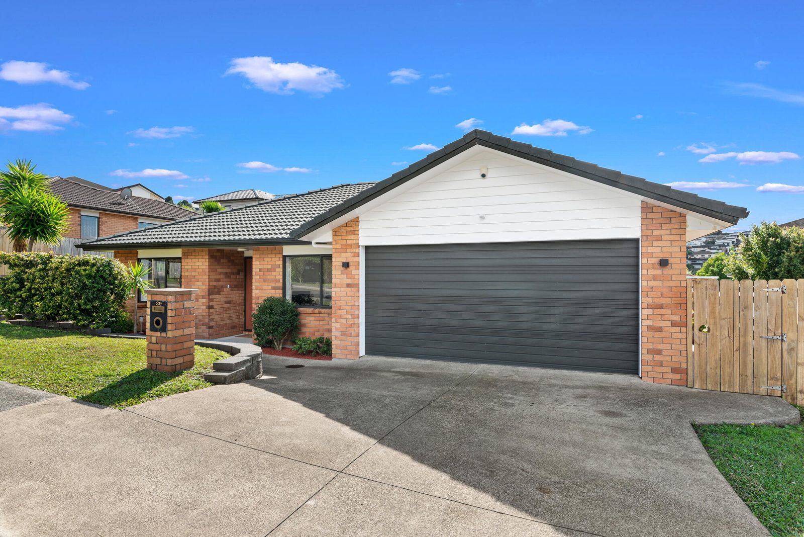 39 South Kensington Way, Henderson