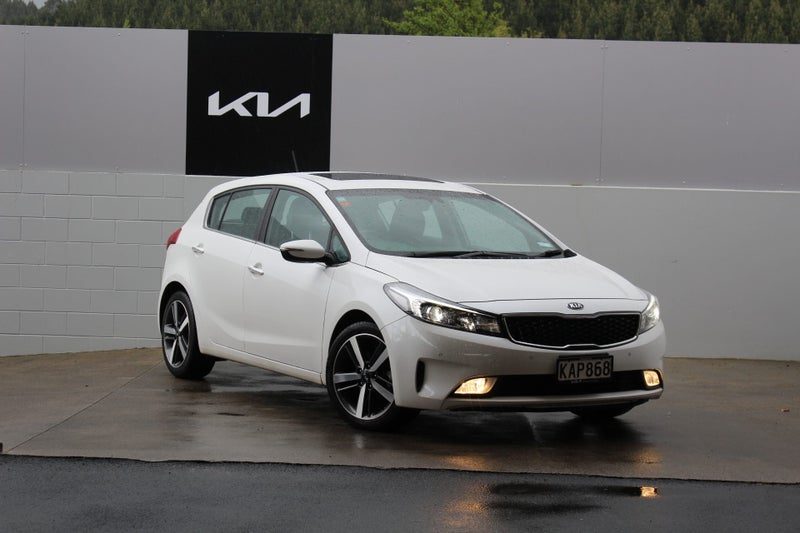 2016 Kia Cerato LTD Hatch 2.0 Auto, main photo