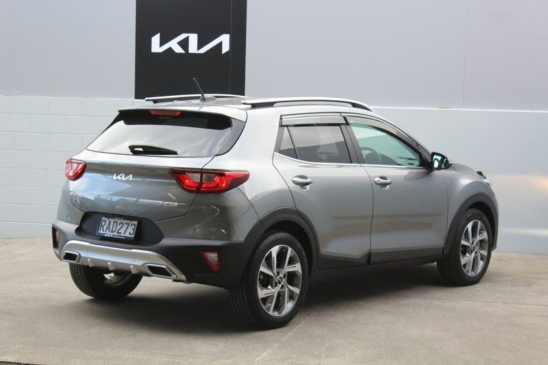 2025 Kia Stonic LX-T 1.0L Turbo, photo 3