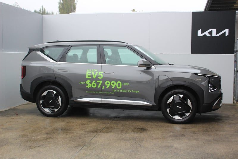 2026 Kia EV5 Light 2WD Long Range SUV, photo 2