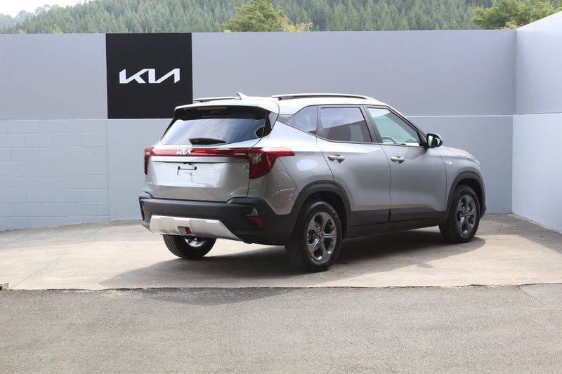 2026 Kia Seltos LX 2.0 SUV, photo 3