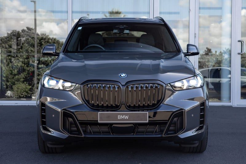 2026 BMW X5 xDrive50e, photo 2