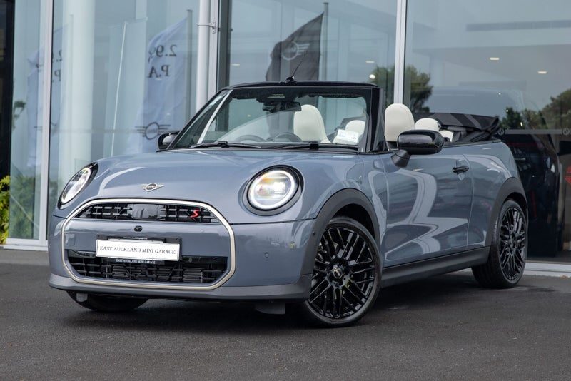2025 MINI Cooper S Convertible Favoured