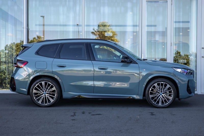 2023 BMW iX1 Ix1 X30, photo 3