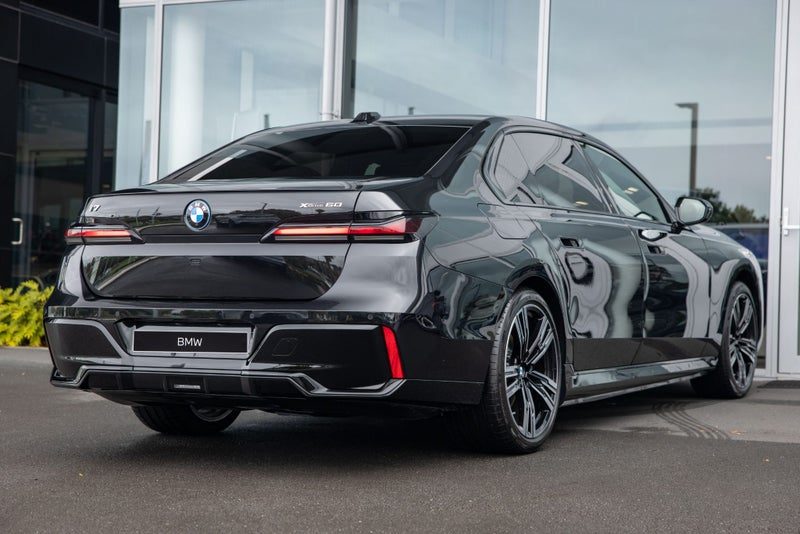 2026 BMW i7 xDrive60, photo 3