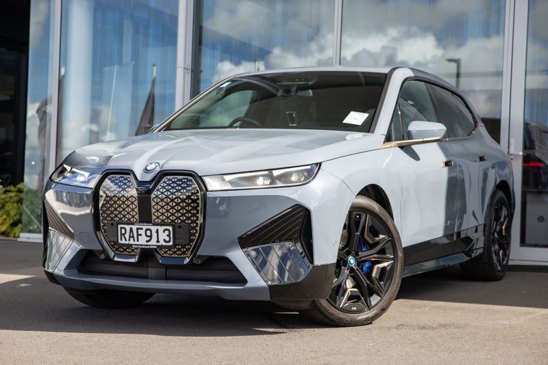 2024 BMW iX xdrive40