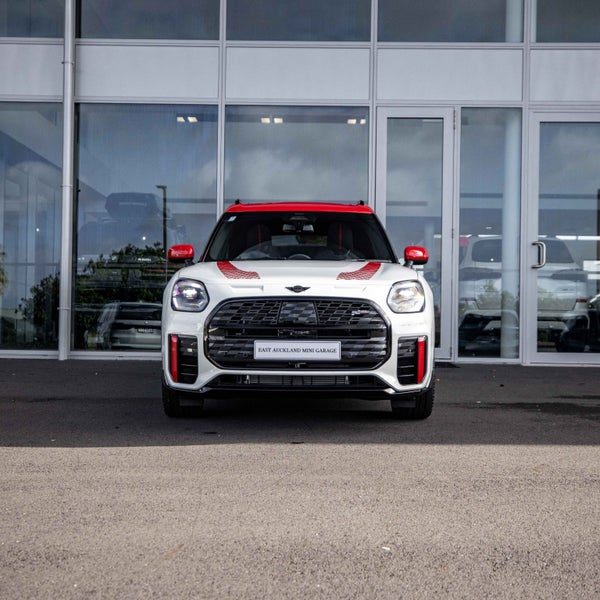 2026 MINI Countryman JCW ALL4 Favoured (Full Spec), photo 2