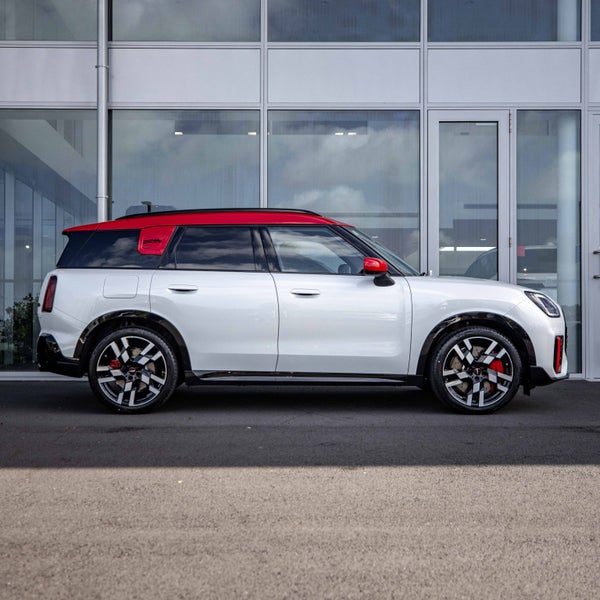 2026 MINI Countryman JCW ALL4 Favoured (Full Spec), photo 3