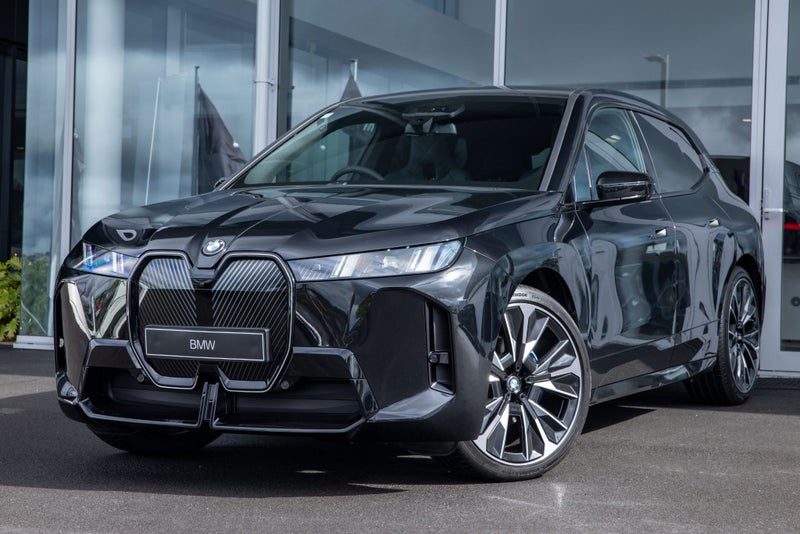 2026 BMW iX xDrive45