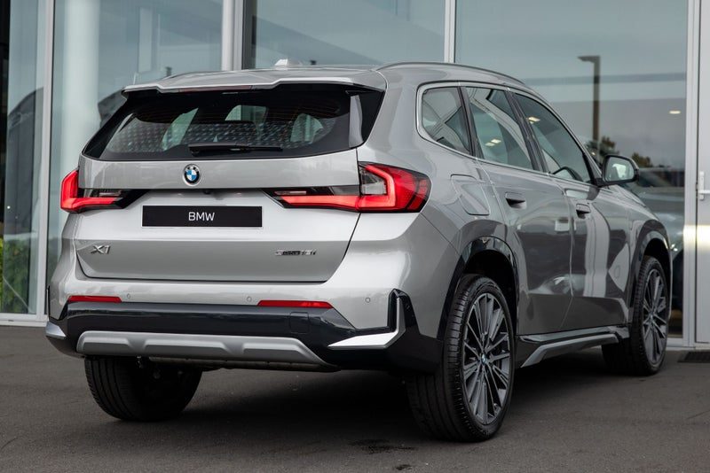 2026 BMW X1 X1 sDrive18i, photo 3