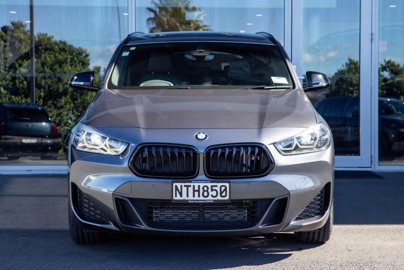 2021 BMW X2 X20i, photo 2