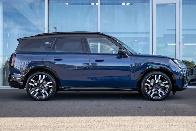 2026 MINI Countryman S ALL4 JCW Sports, photo 3