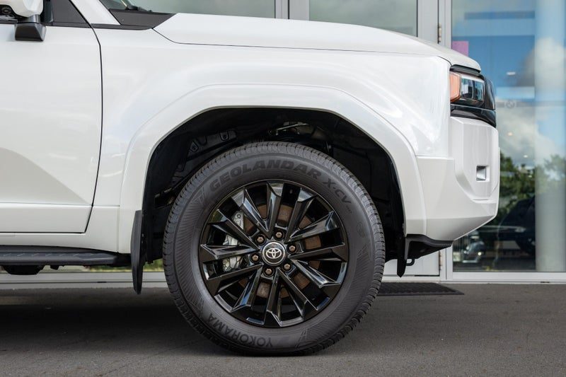 2025 Toyota Land Cruiser Prado Vx, photo 3