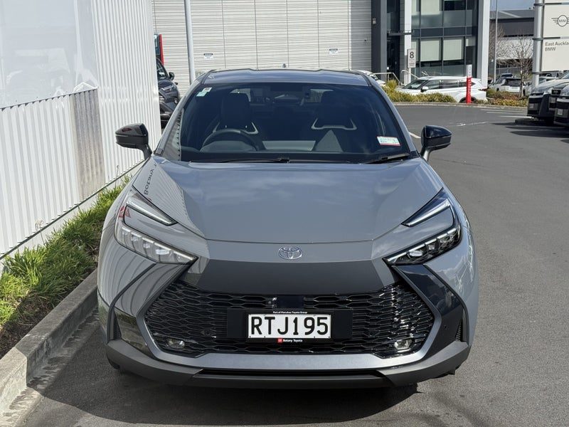 2026 Toyota C-HR GXL, photo 3