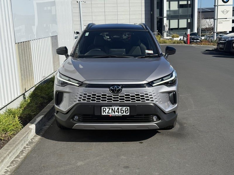 2026 Toyota Corolla Cross Limited, photo 3