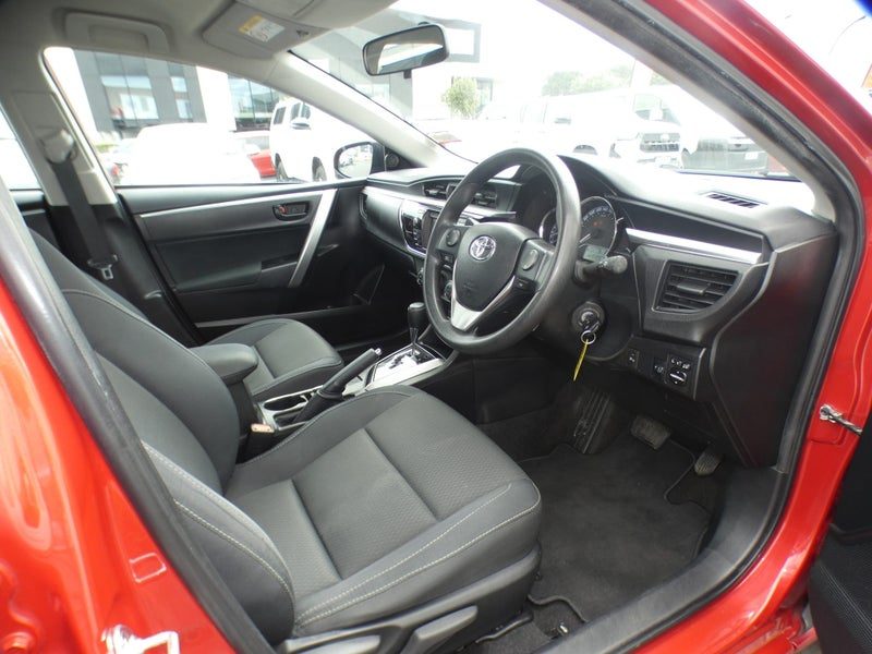 2016 Toyota Corolla GX, photo 2
