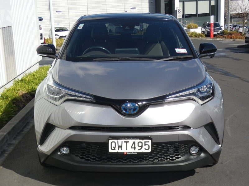 2018 Toyota C-HR 1.8 Hybrid G 5 Dr SUV CVT FWD, photo 3