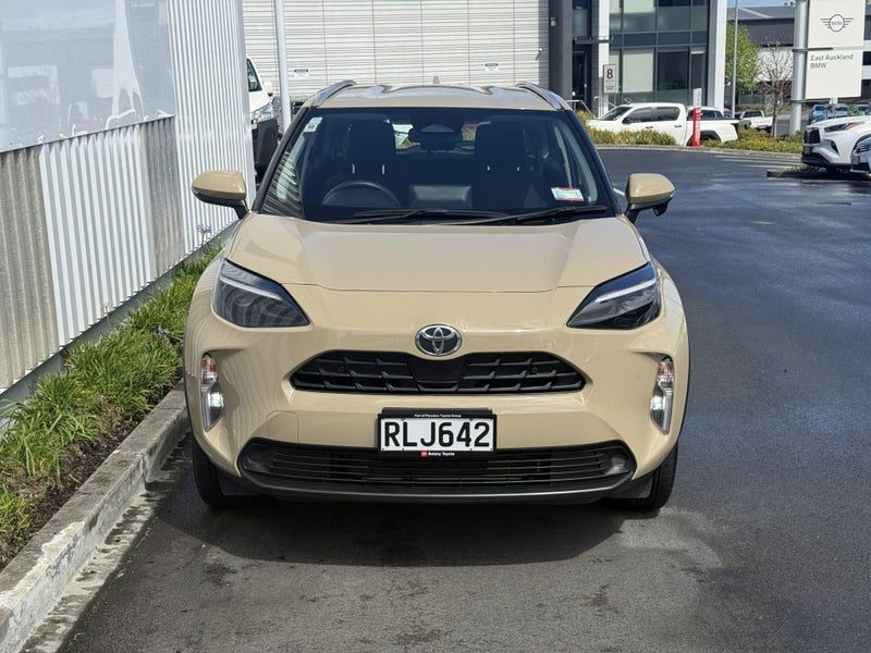 2025 Toyota Yaris Cross GX, photo 3