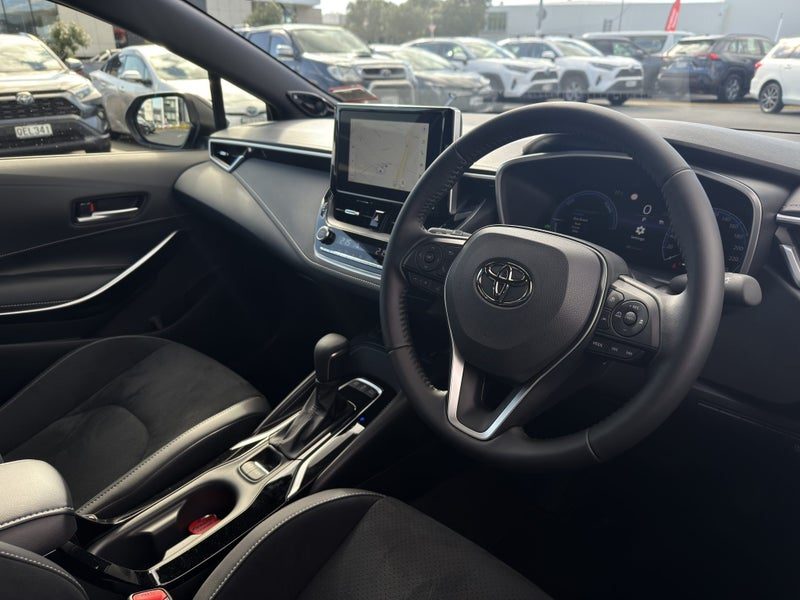 2026 Toyota Corolla ZR 1.8P HEV CVT FWD HB/5D/5S, photo 2