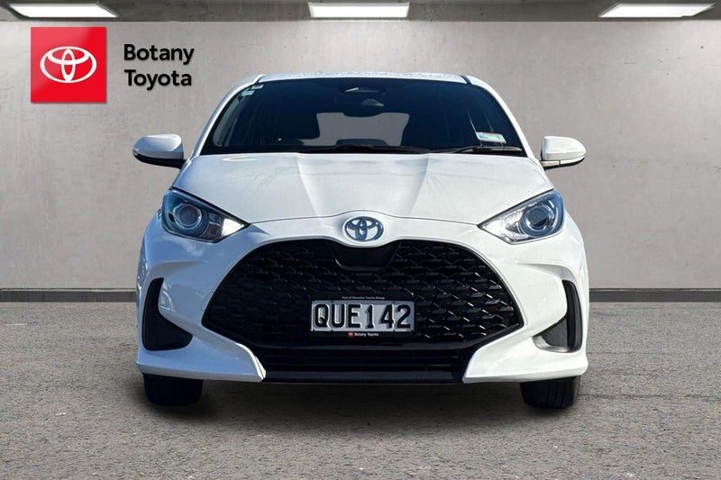 2024 Toyota Yaris GX 1.5P HV ECVT FWD, photo 3