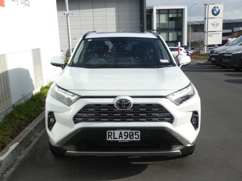 2025 Toyota RAV4 Limited, photo 3