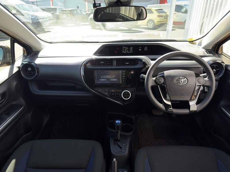 2018 Toyota Aqua 1.5 Hybrid S 5 Dr Hatch CVT 2WD, photo 2
