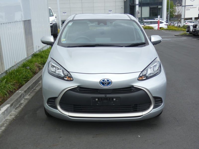 2023 Toyota Aqua G, photo 3