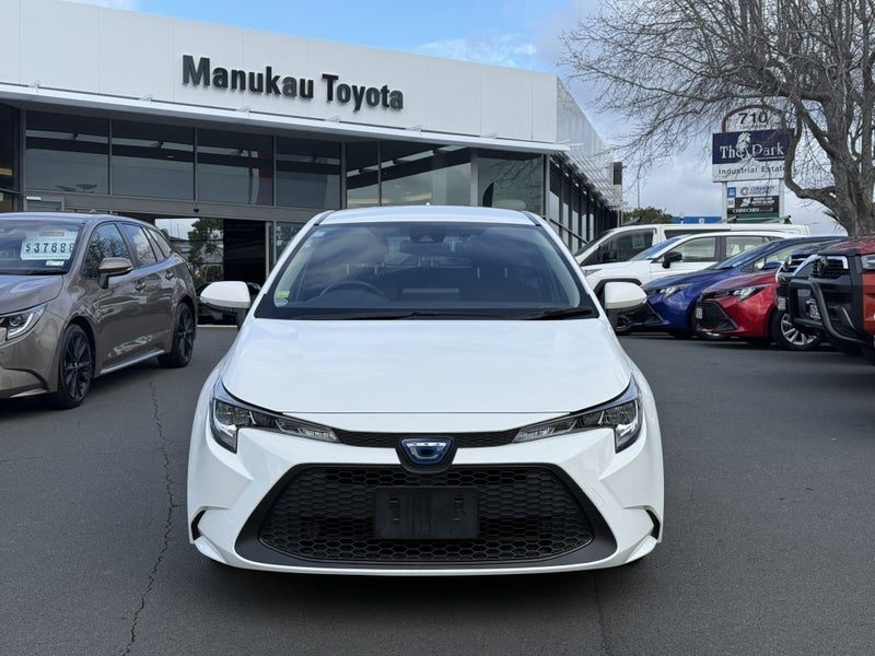 2021 Toyota Corolla Wagon, photo 2