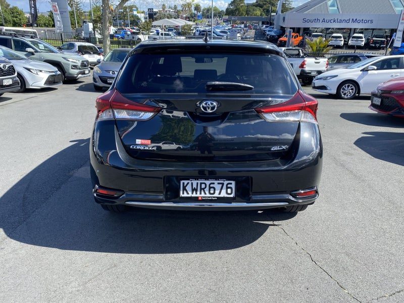 2017 Toyota Corolla GLX, photo 3