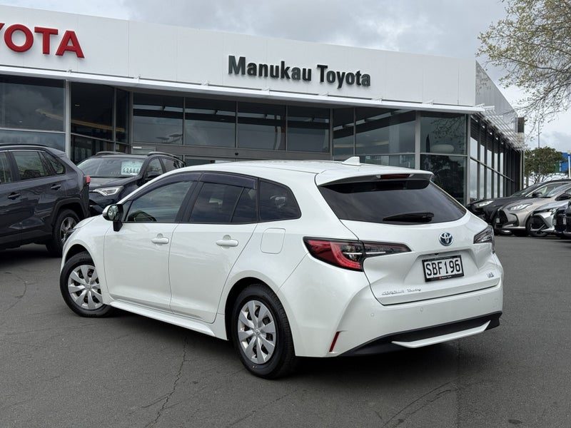 2023 Toyota Corolla Wagon, photo 2