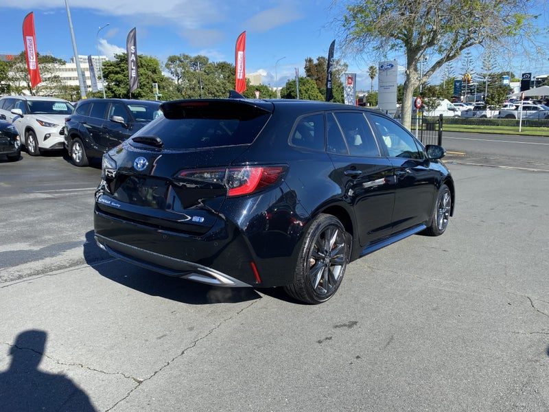 2024 Toyota Corolla Touring 1.8 Hybrid WxB, photo 2