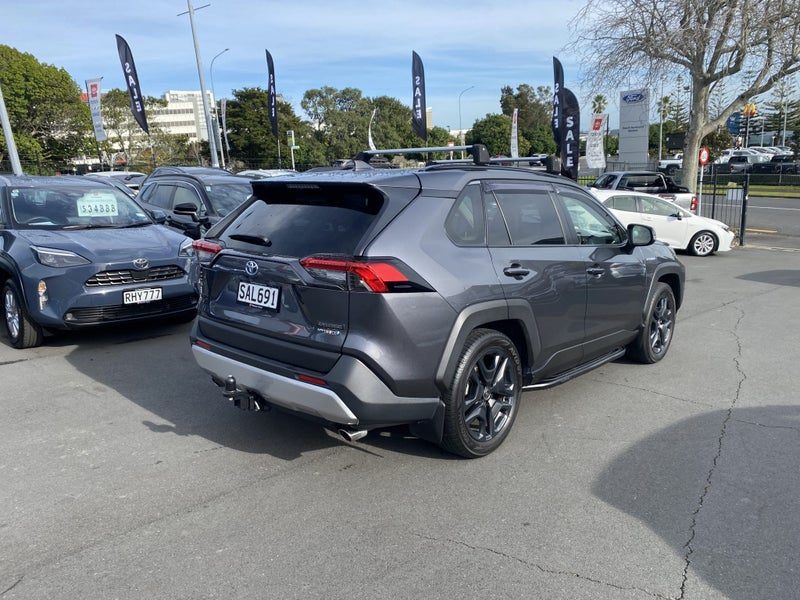 2023 Toyota RAV4 Adventure 2.5P Hybrid, photo 2