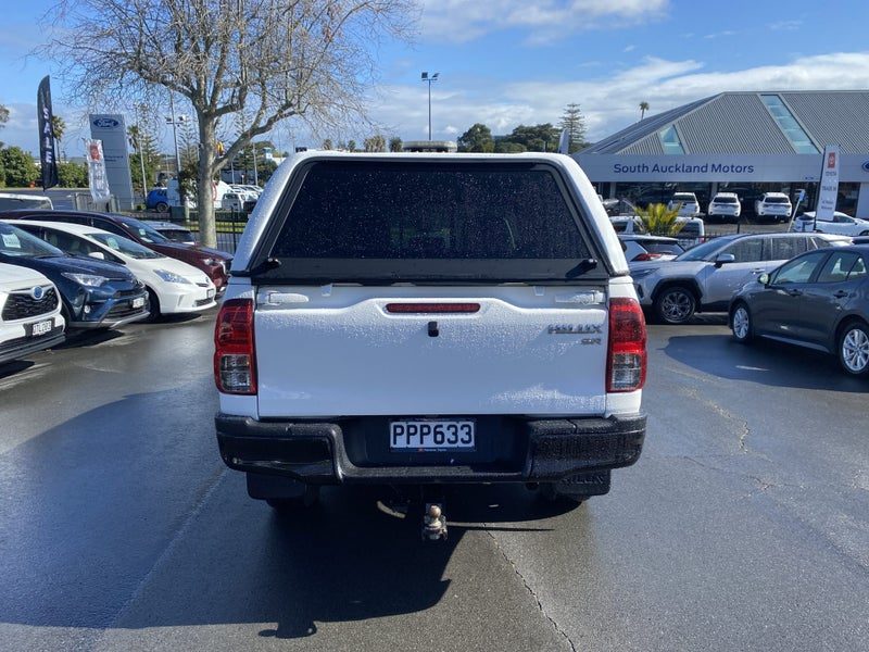 2022 Toyota Hilux SR, photo 3