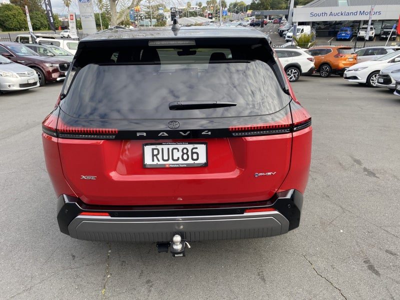 2026 Toyota RAV4 XSE 2.5P PHEV ECVT AWD SUV/5D/5S, photo 3