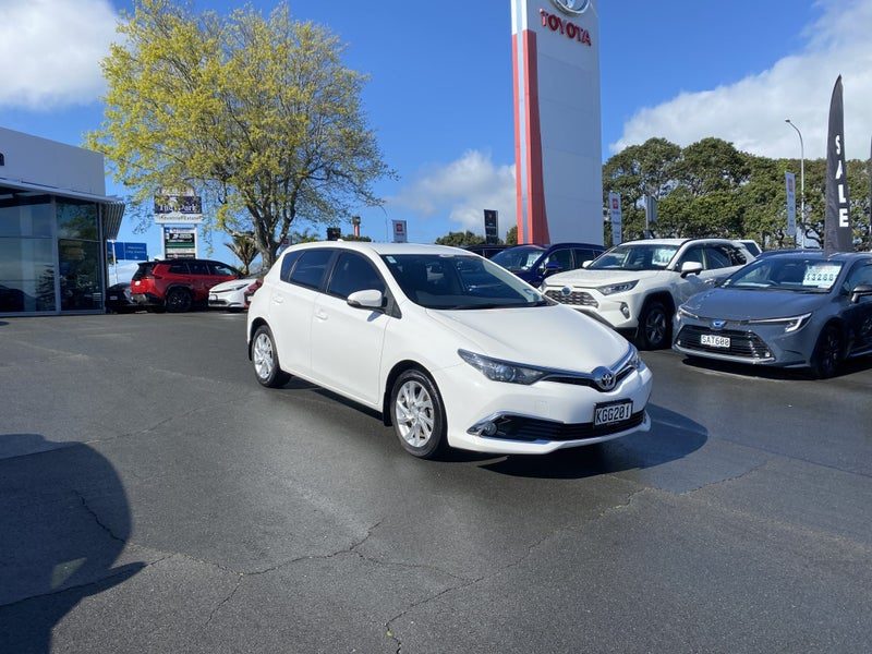 2016 Toyota Corolla GLX FWD 1.8P HATCH, main photo