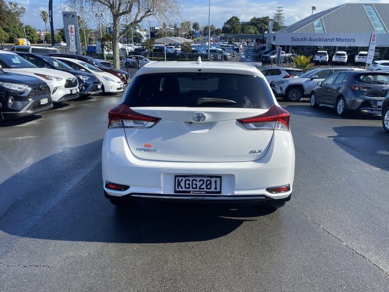 2016 Toyota Corolla GLX FWD 1.8P HATCH, photo 3